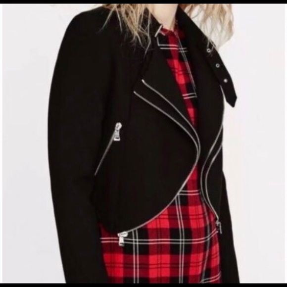 Zara Cropped Black w/Silver Hardware Jacket - Picture 3 of 12